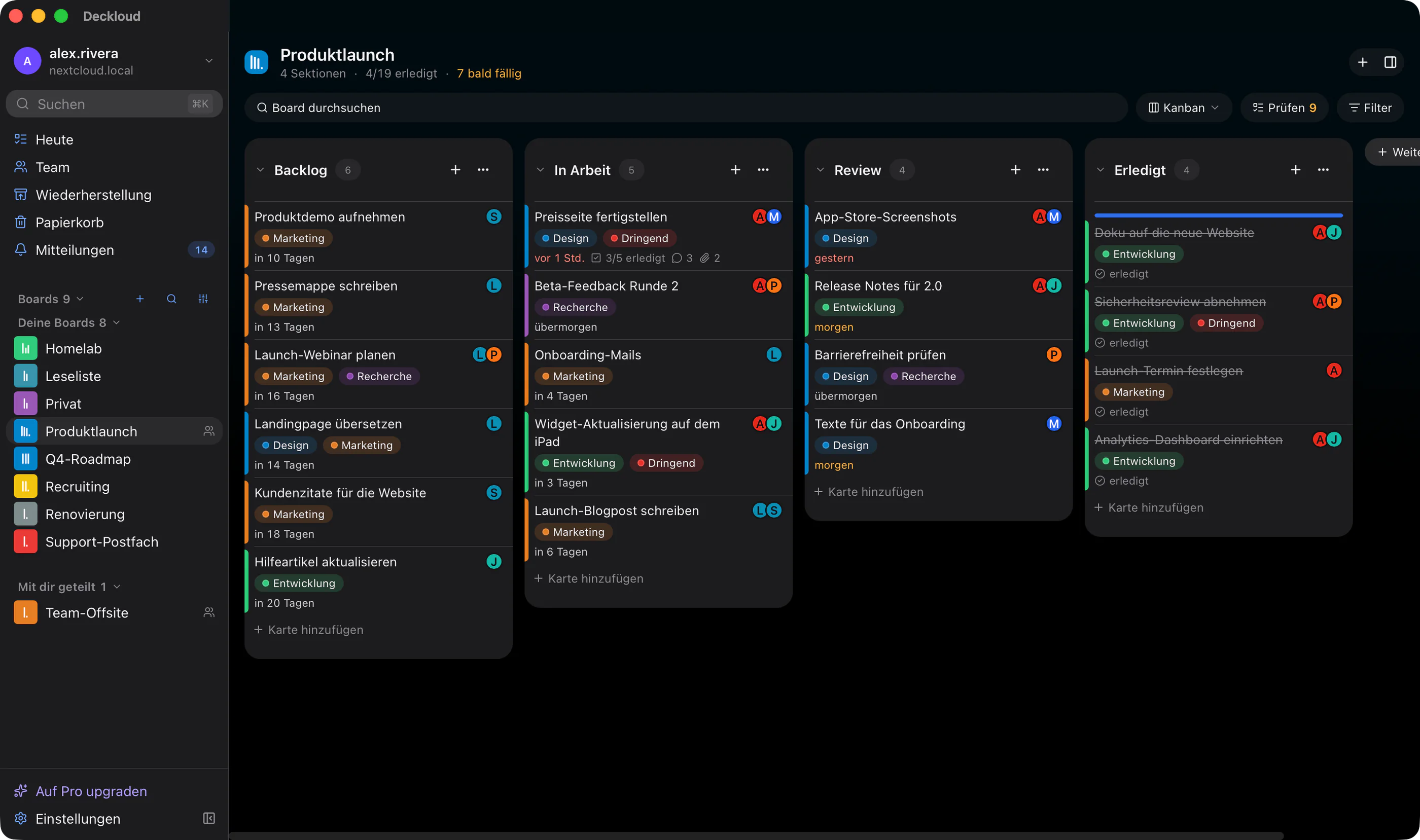 Deckloud-Desktop-App auf dem Mac mit dem Board Produktlaunch in Kanban-Spalten