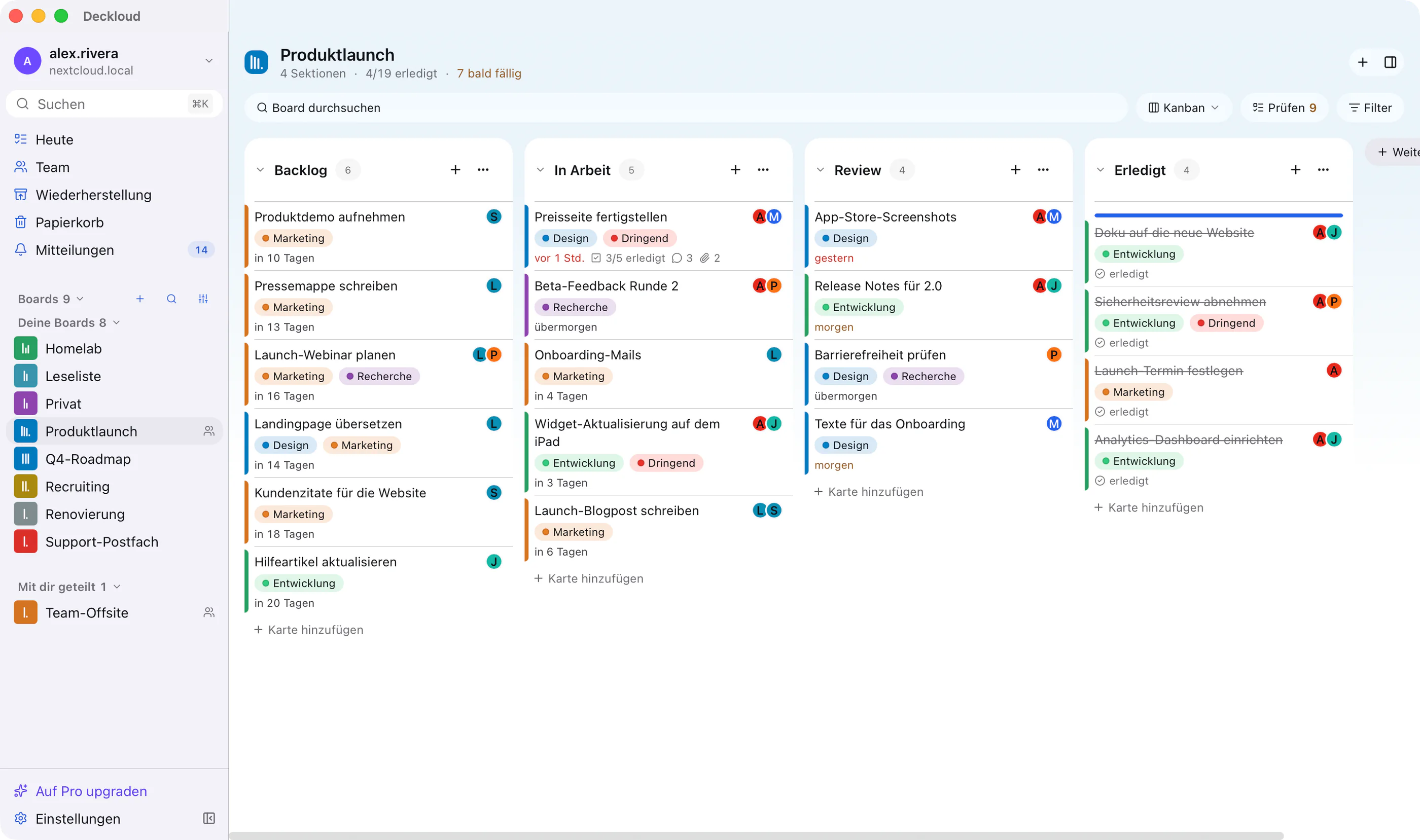 Deckloud-Desktop-App auf dem Mac mit dem Board Produktlaunch in Kanban-Spalten
